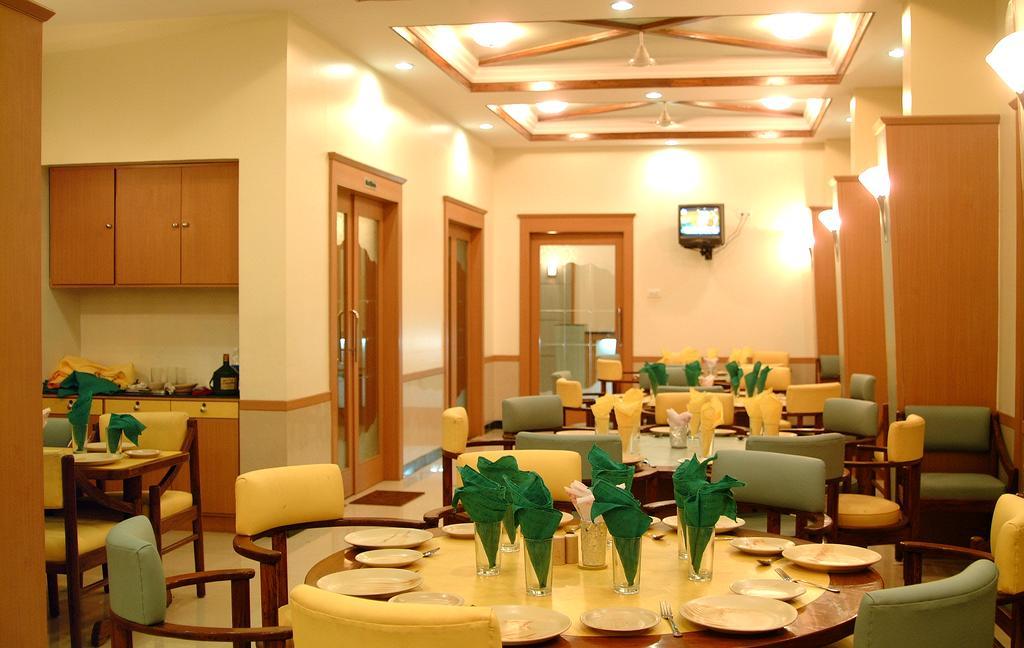 Hotel Ravikiran Alibaug 외부 사진